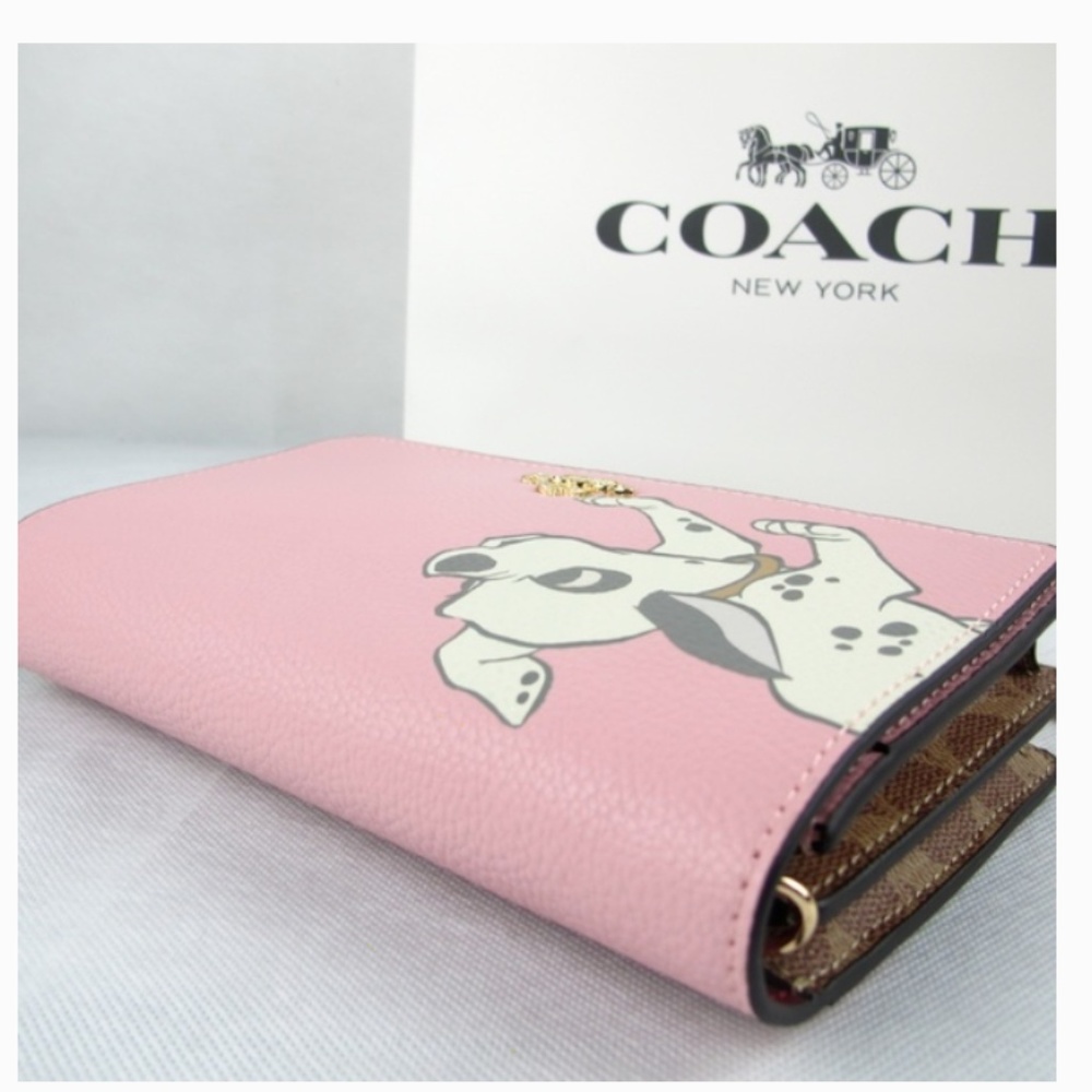 DISNEY X COACH CALLIE CHAIN CLUTCH WITH DALMATIAN - Picture 2 of 8